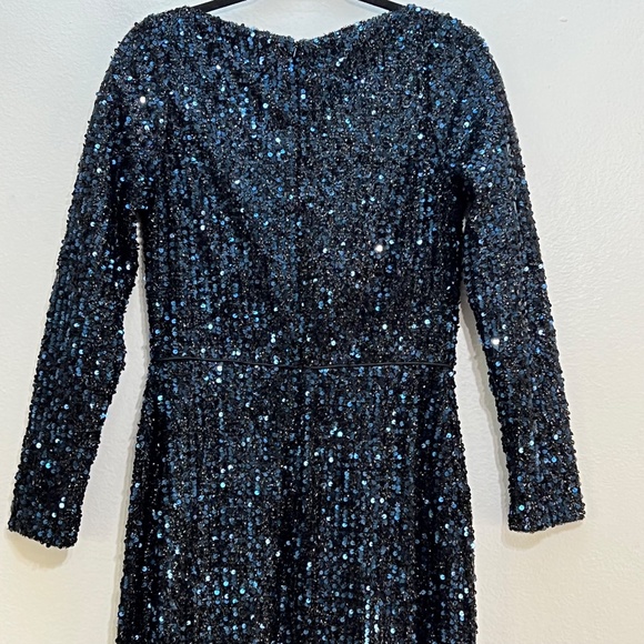 Mac Duggal Ieena 26445 Sequin Long Sleeve Gown - Picture 7 of 13